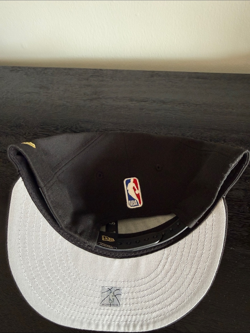 New Era Black Knicks 2026 NBA Finals Snapback - Picture 2 of 8